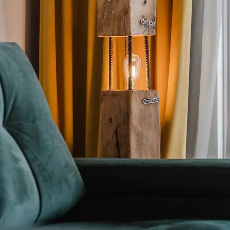 Apartment Rynek Jezycki Lavish *